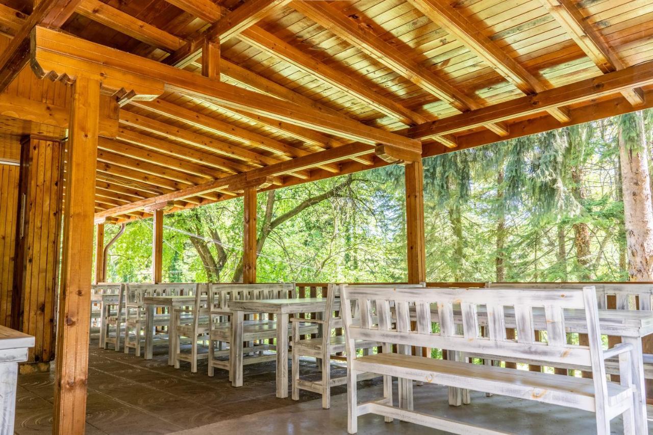 Крушун - Единствена На Метри От Водопадите, Krushun - The Only Stay Just Meters From The Waterfalls Krushuna Exterior foto